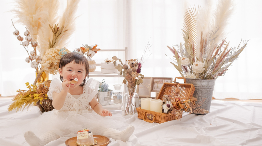 ◆ 初誕生日|1歳を迎えた成長を家族みんなで祝う