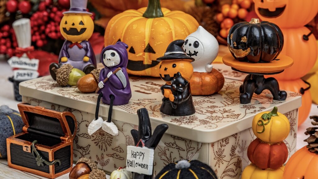 ハロウィンのかぼちゃとおばけたち