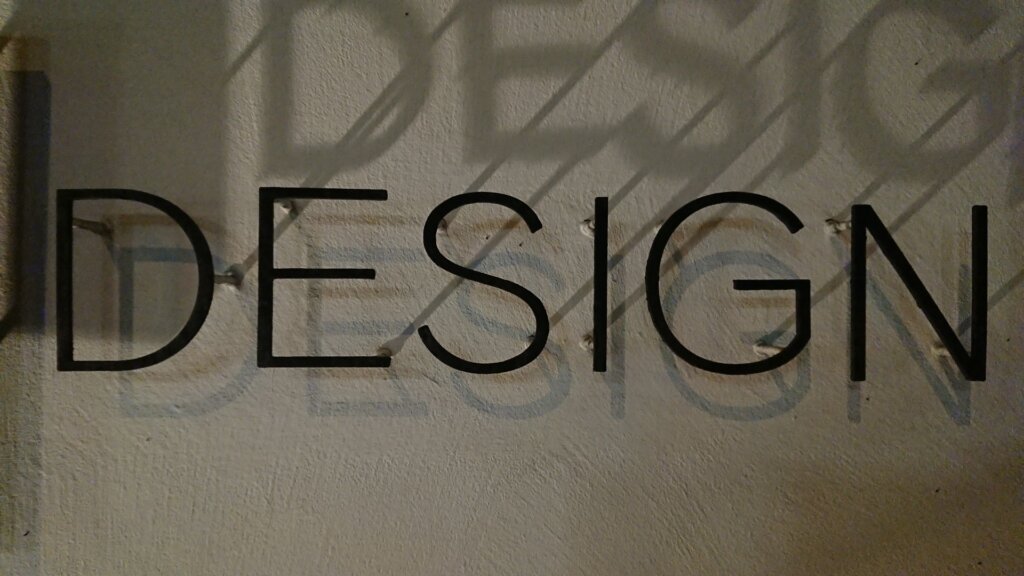 「Design」の文字