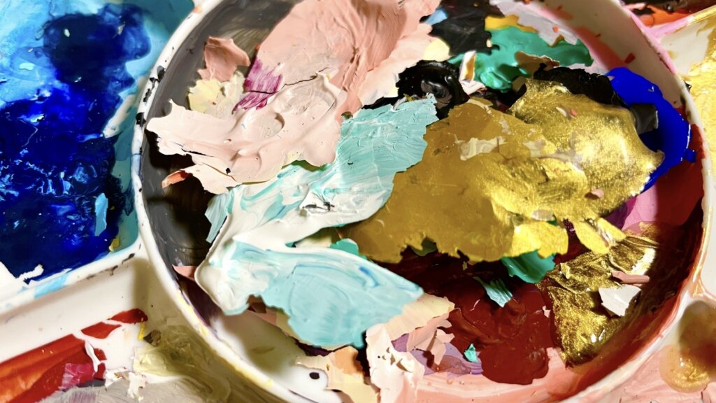 重なった絵の具